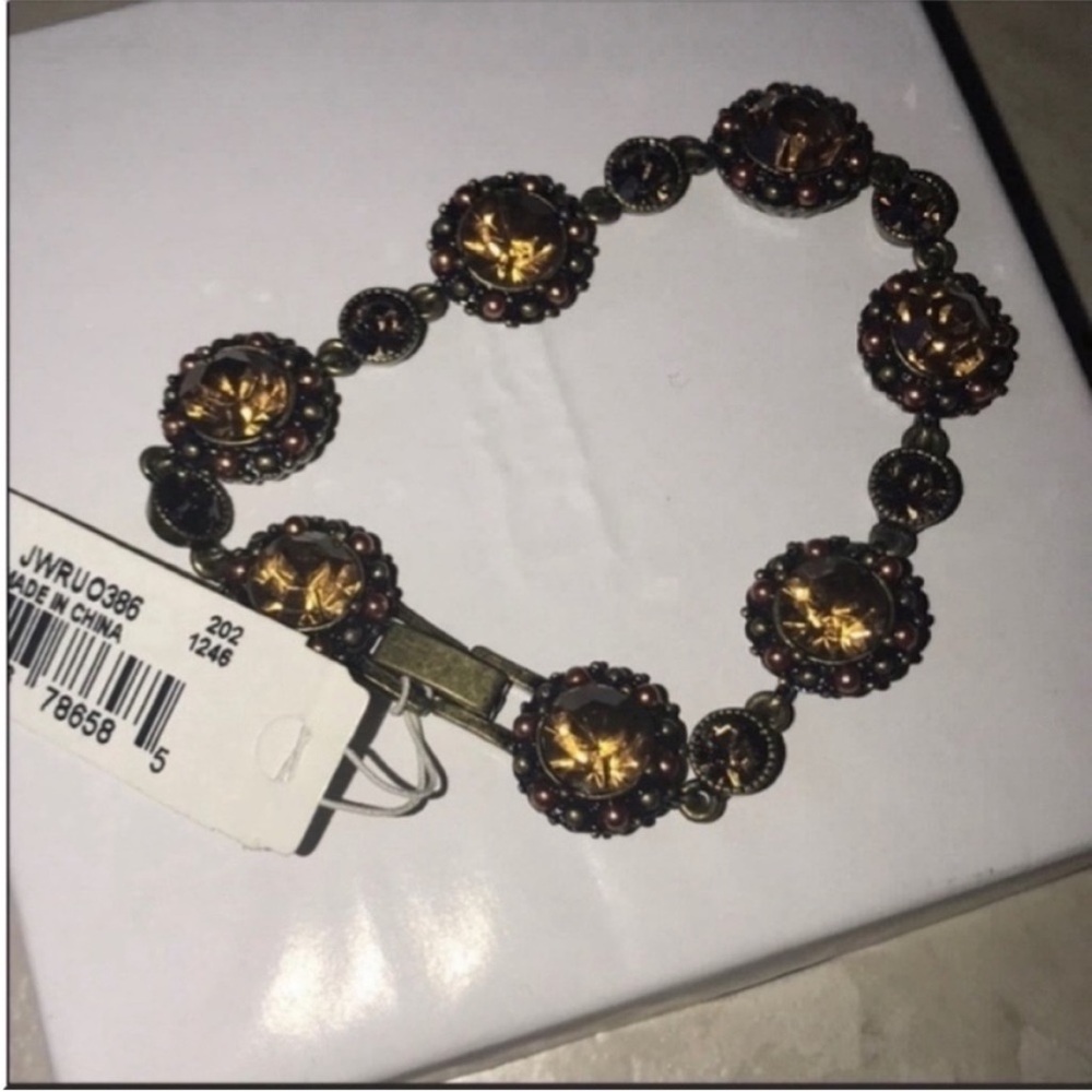 Elegant Gold and Black Bracelet